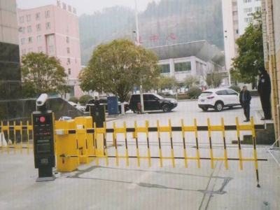 柵欄桿車輛識(shí)別